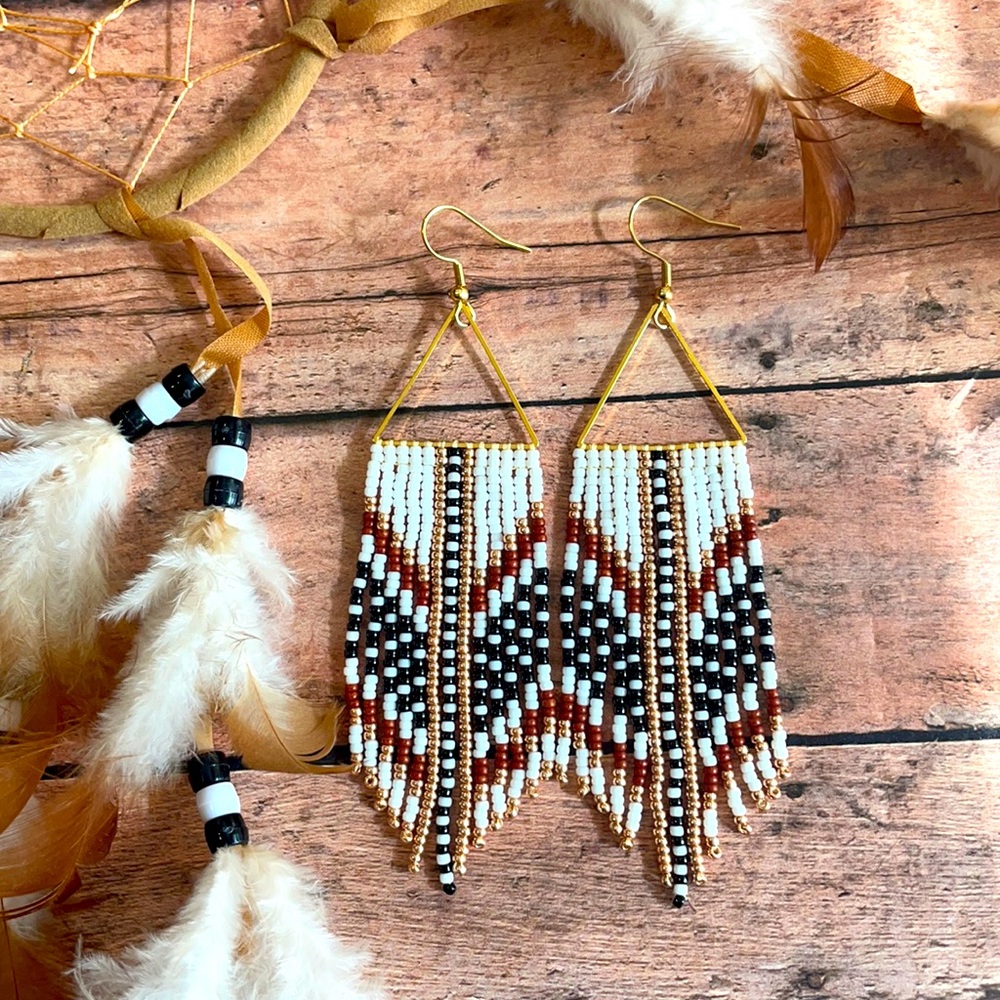 Western beaded earring